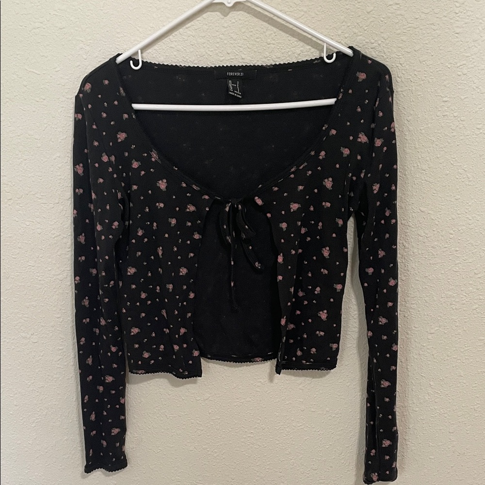 Forever 21 Floral Print Tie-Front Top